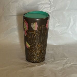 New Starbucks, cactus coffee cup